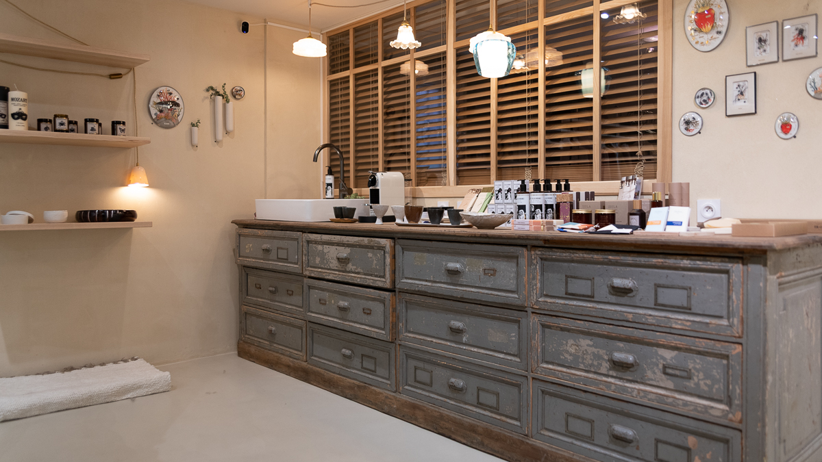 Transformation d'une boutique par Nadia Duffieux Architecte d'intérieur à Montpellier Transformation d'une boutique par Nadia Duffieux Architecte d'intérieur à Montpellier